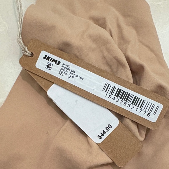 Seamless Nude Bra - SKIMS - Picture 2 of 2